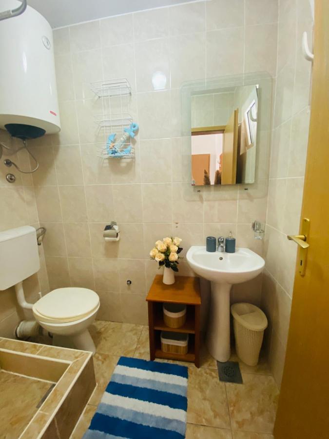 Miomir Perazic Apartments Petrovac 외부 사진