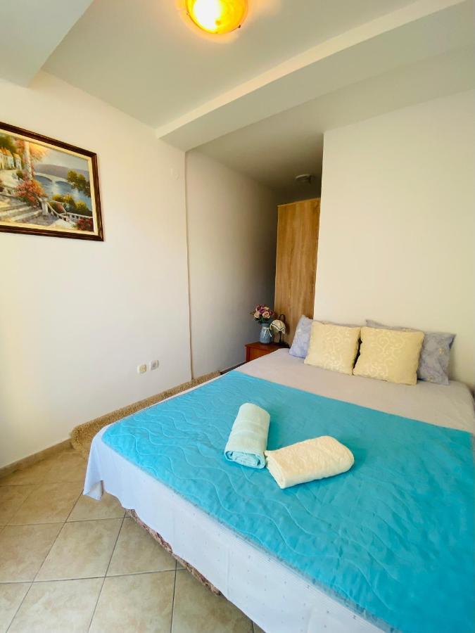 Miomir Perazic Apartments Petrovac 외부 사진