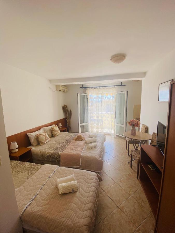 Miomir Perazic Apartments Petrovac 외부 사진