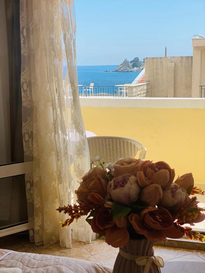 Miomir Perazic Apartments Petrovac 외부 사진