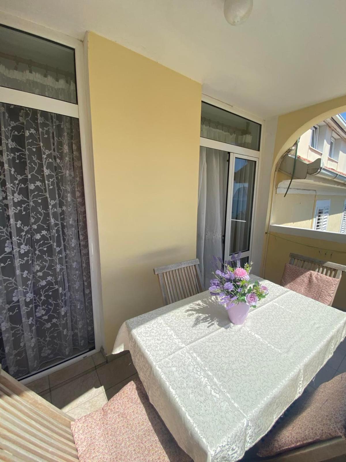 Miomir Perazic Apartments Petrovac 외부 사진
